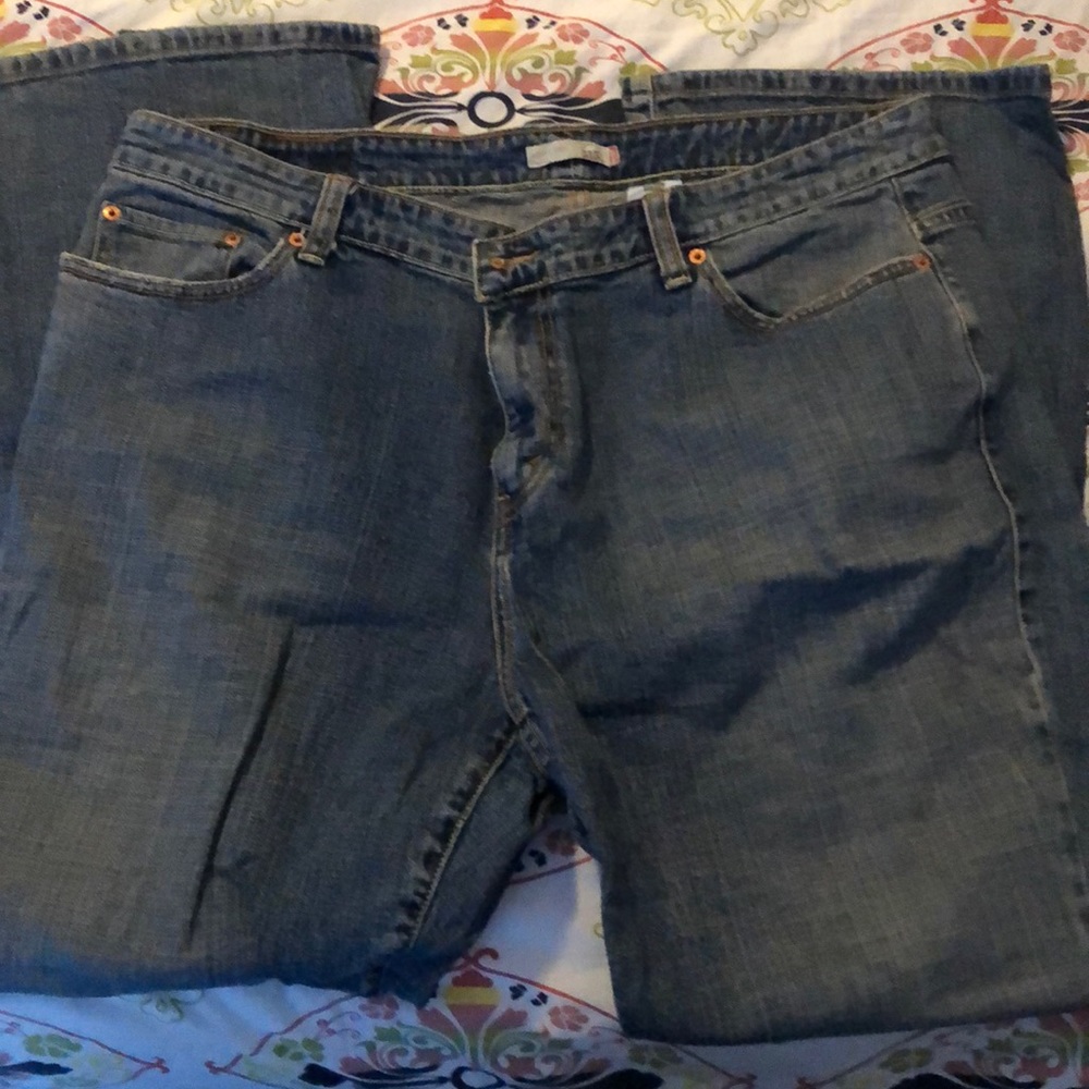 EUC Levi’s 515 Bootcut flares Jeans sz 22M